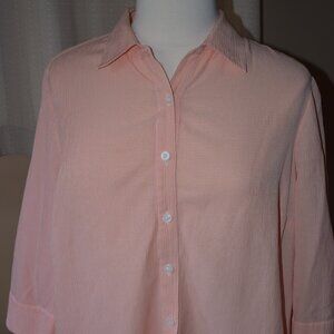 Button up shirt. Light weight 1X